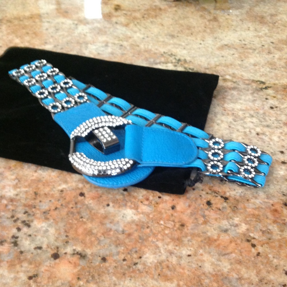 Stretch belt